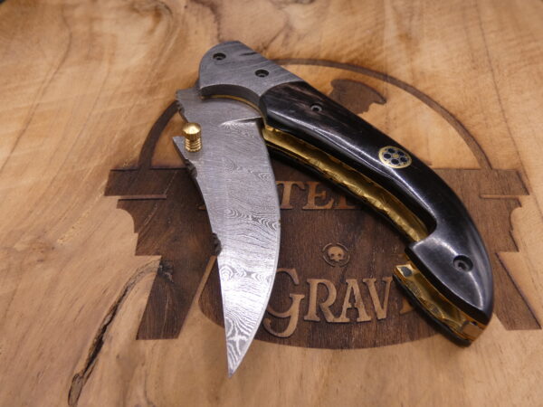 Couteau Élégant en Acier Damas – Coffret Cadeau