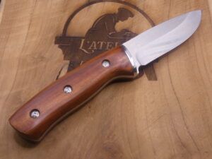 Couteau outdoor bushcraft 23,2 cm – Lame fixe avec manche bois et étui