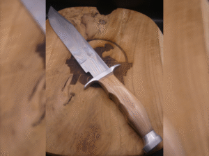 Couteau de chasse 33 cm Ranger – Bois de teck & étui cuir inclus